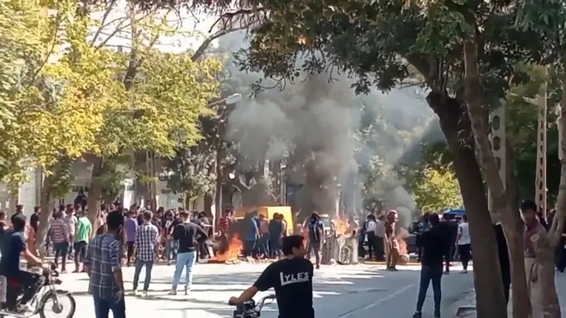 رويترز: الإيرانيون يخشون من تفاقم الضغوط بعد الحرب وحملة القمع