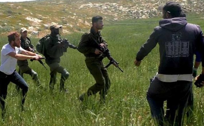 قائد في جيش الاحتلال: صمت الفلسطينين على "الإرهاب اليهودي" معجزة