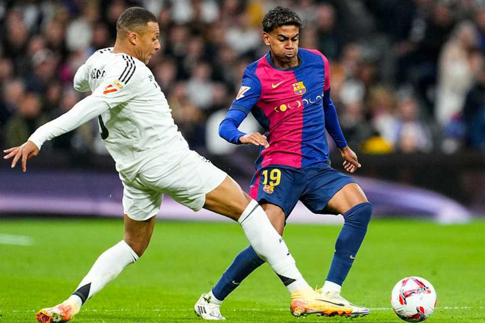 الذكاء الاصطناعي يتوقع فوز برشلونة