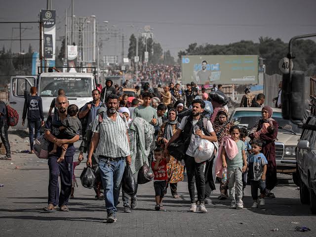 كاتس: سننفذ خطة الهجرة الطوعية من غزة