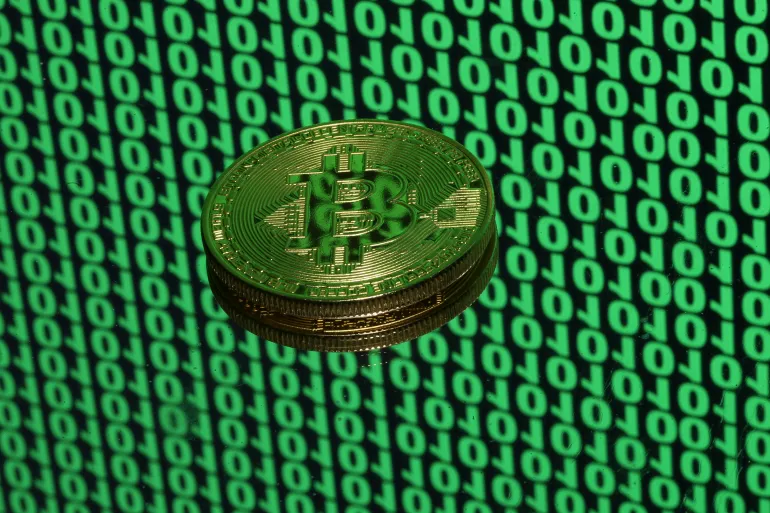 صناديق بتكوين الأمريكية تفقد 2.8 مليار دولار في 9 جلسات