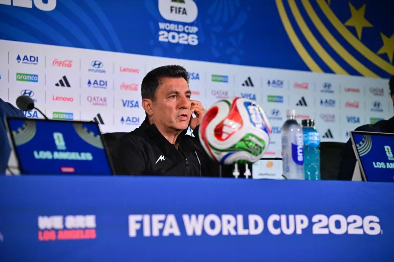 منتخب إيران ينتظر "انفراجة متأخرة" قبل مواجهة مصر بكأس العالم