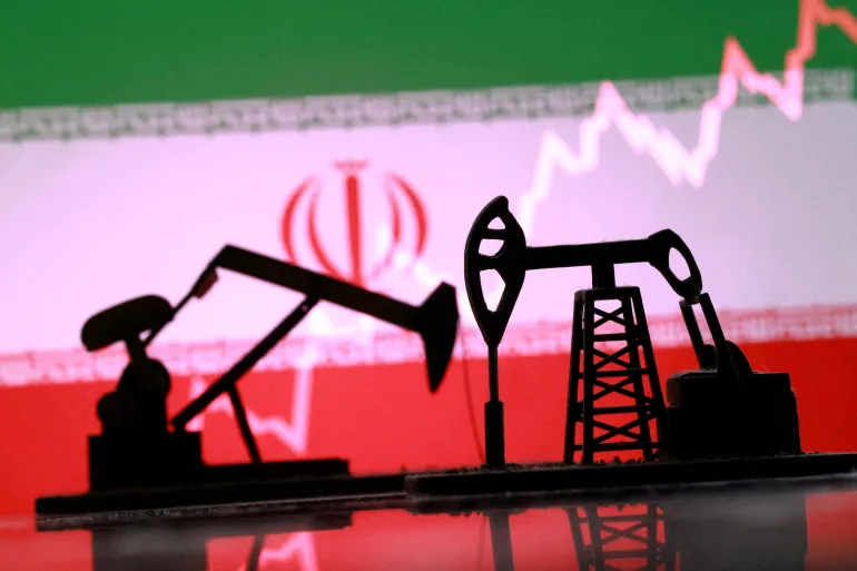 هل يعيد رفع العقوبات النفطية رسم دور إيران في أوبك وأوبك بلس؟