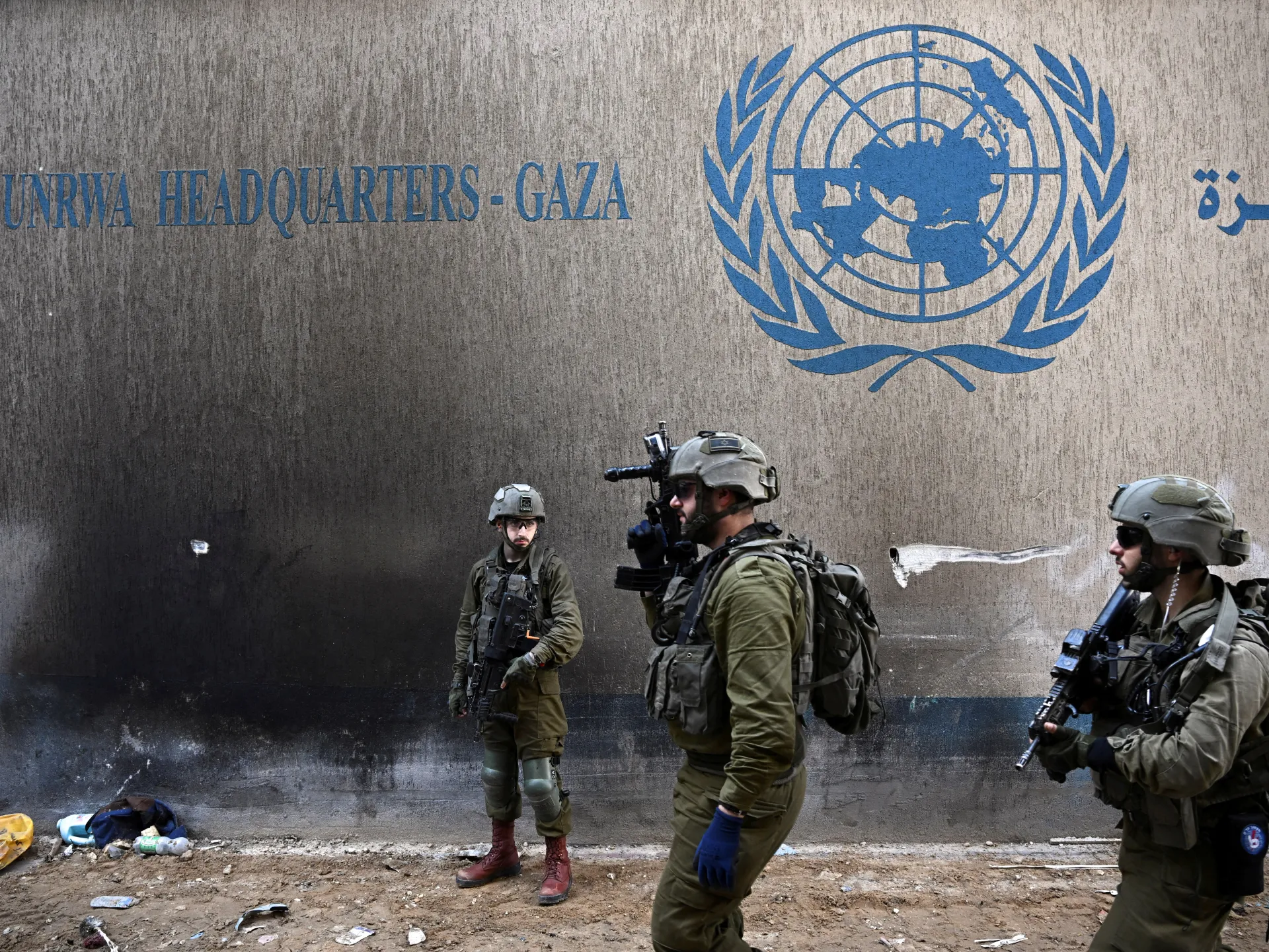 الأونروا تنهي خدمات 70 موظفاً في غزة استجابة لادعاءات إسرائيلية دون تحقيق