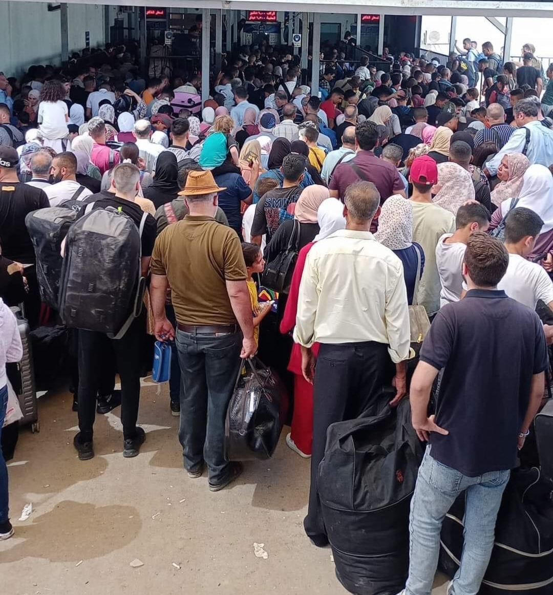 "حقّنا الجسر 24/7" تطرح خطة متكاملة لإنهاء أزمة معبر الكرامة