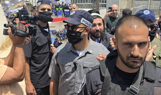 إضراب واحتجاجات في أم الفحم تزامنًا مع زيارة سوكوت الاستفزازية