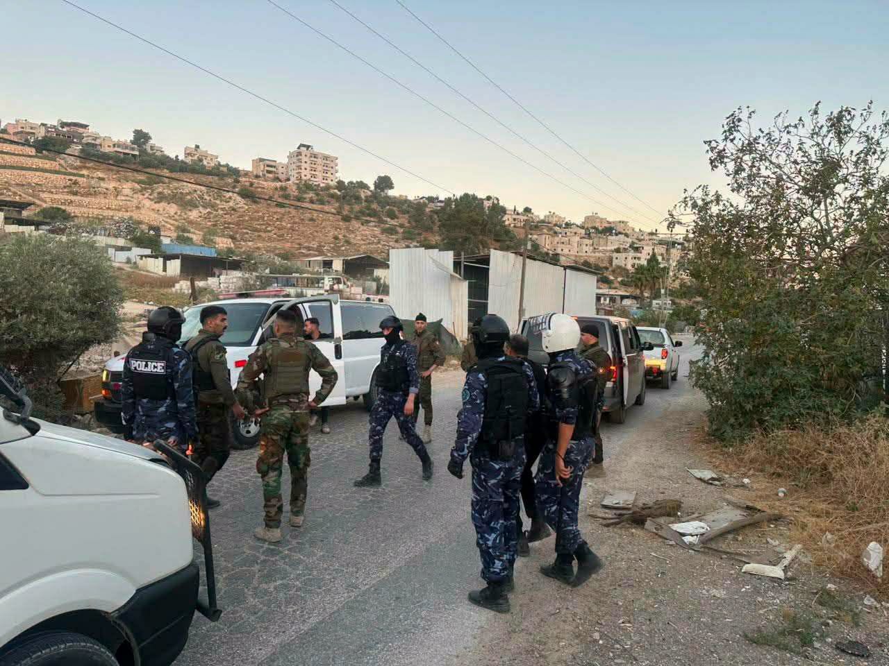 الأجهزة الأمنية تقبض على 21 مشتبها بحرق المخلفات في إذنا