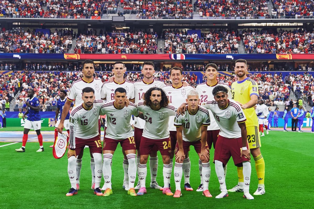 دي لا فوينتي بثقة كبيرة: فرنسا واجهت أفضل منتخب في العالم