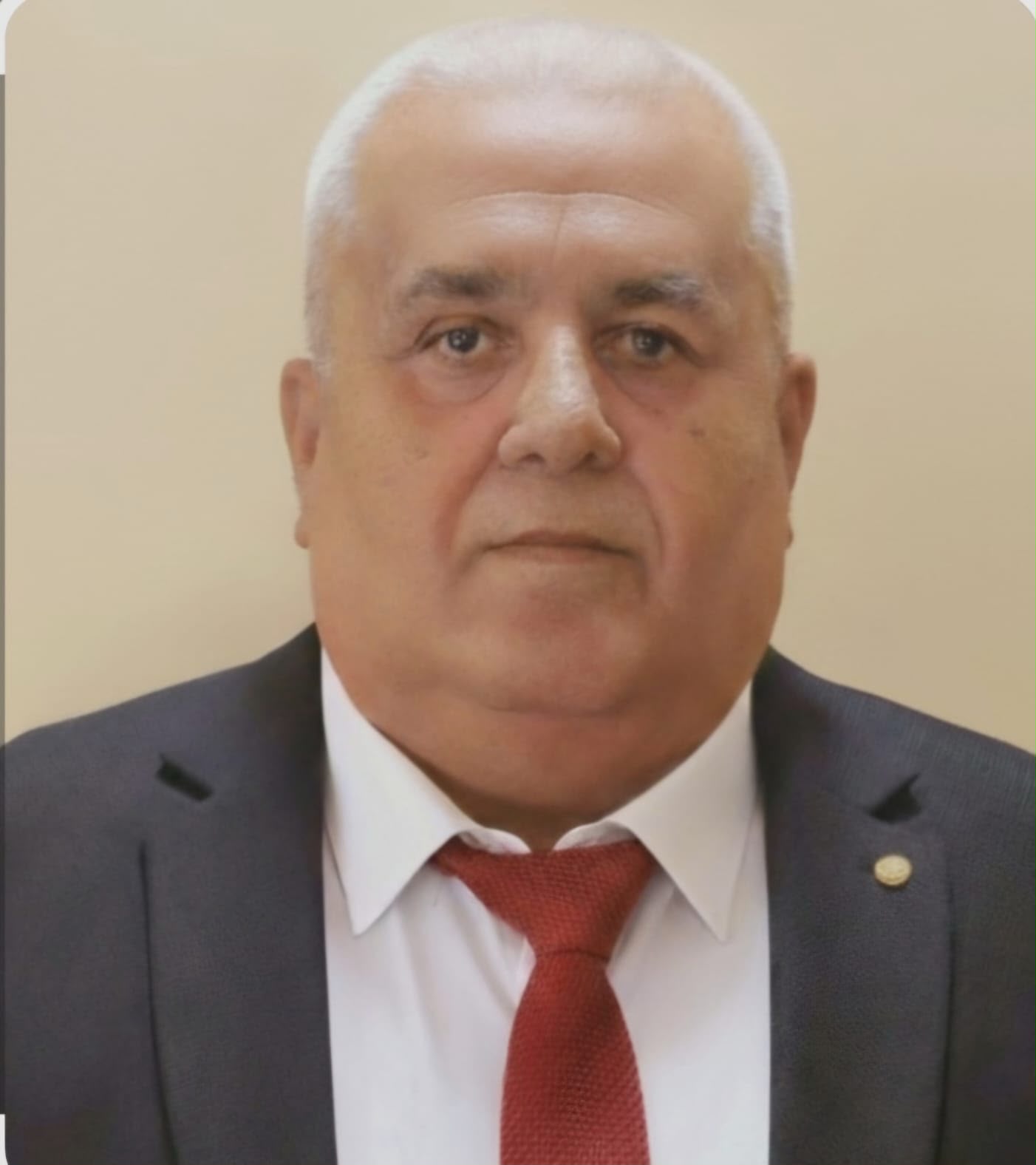 الكتب المدرسية بين الورق والرقمة: القضية ليست مع التغيير أو ضده، بل كيف يُصنع القرار؟