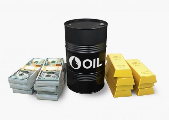 النفط يرتفع والذهب يقترب من أعلى مستوياته