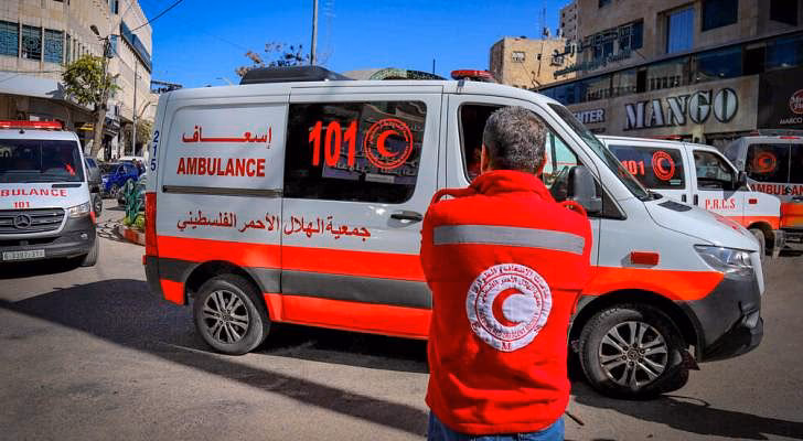 إصابة 10 فلسطينيين في اعتداءات للمستوطنين وقوات الاحتلال بالخليل