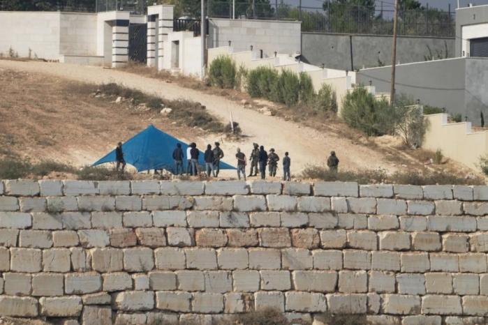 إسبانيا تدين حصار عائلات فلسطينية في قصرة