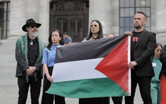الهيئة الوطنية «صمود» تبحث مع حزب «فلسطين حرة» في نيوزيلندا آفاق التعاون المشترك وتعزيز الحضور الفلسطيني
