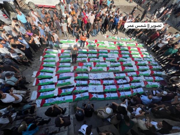تشييع جثامين 100 شهيد في غزة بينهم 70 طفلاً بعد انتشالهم من تحت الأنقاض