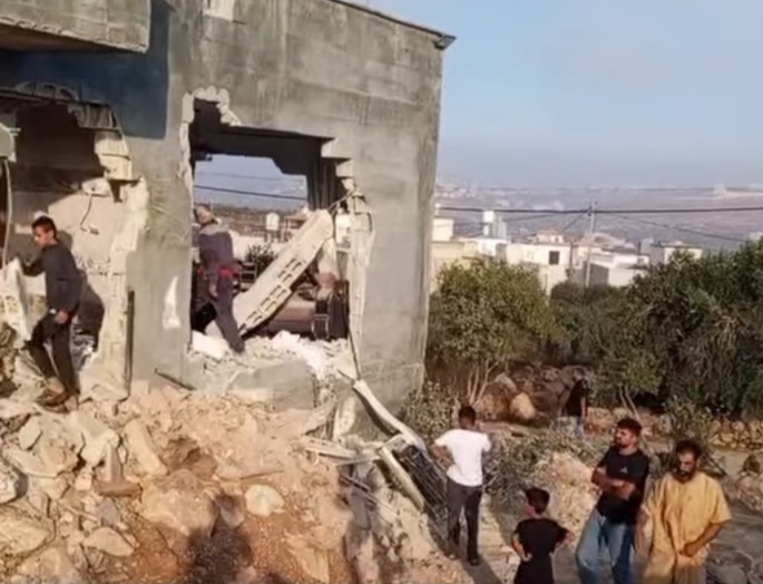 الاحتلال يغتال شابا في عقربا جنوب نابلس ويحتجز جثمانه