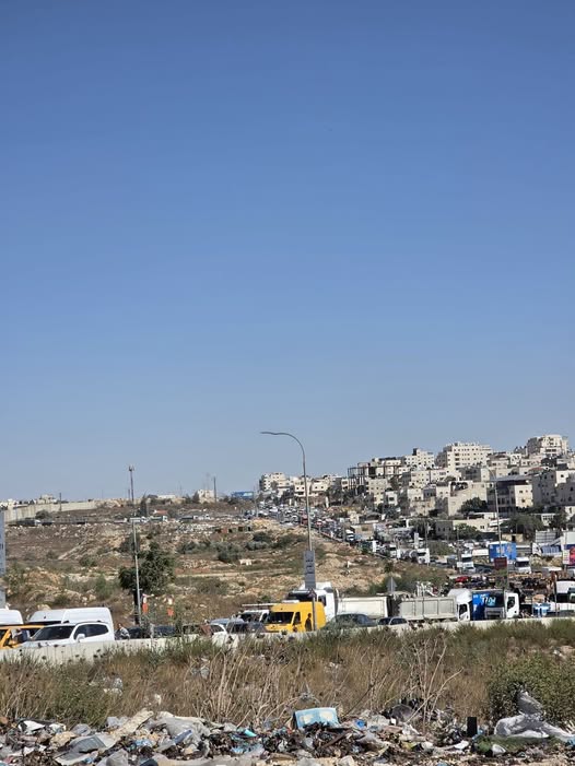الاحتلال يغلق عددا من مداخل ومخارج محافظة رام الله والبيرة