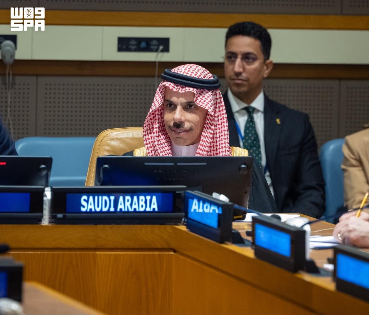 وزير الخارجية السعودي يدعو الدول للاعتراف بدولة فلسطين