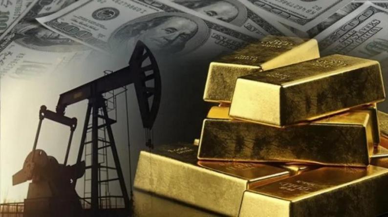 النفط يرتفع والذهب يتراجع والدولار قرب أعلى مستوى في شهرين