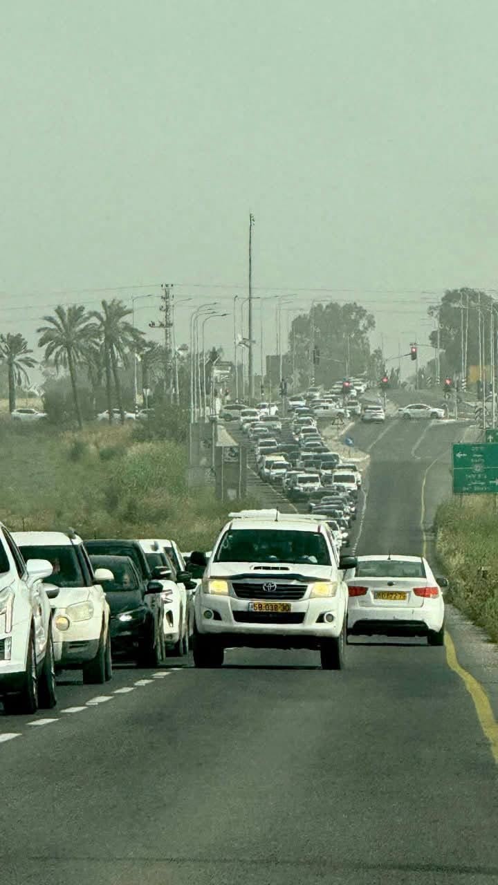 وزير جيش الاحتلال يوعز بإغلاق شامل للمعابر في الضفة وغزة يومي 5 و7 أكتوبر