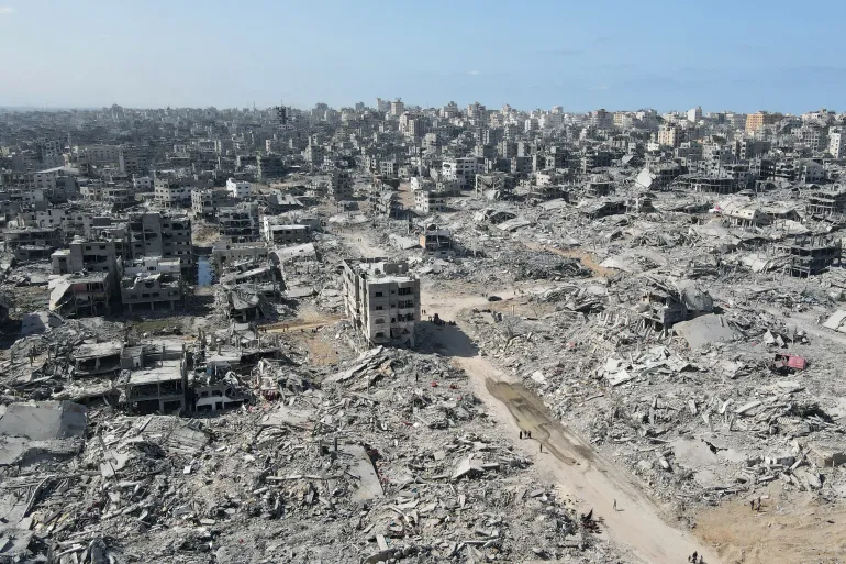غارديان: إسرائيل ترفض بناء قاعدة لاستضافة قوات دولية في غزة