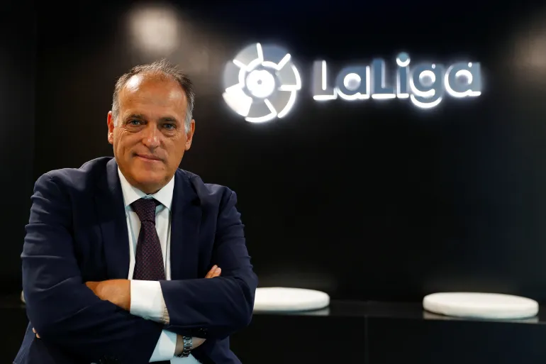 ريال مدريد يرد على تيباس ويطالبه بالاستقالة