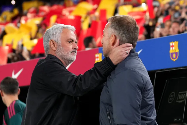 كلاسيكو التكتيك.. هكذا تفوق مورينيو على فليك وقاد ريال مدريد لهزيمة برشلونة